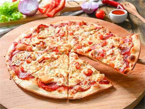 Пицца с копчёным цыплёнком барбекю Доставка 1094070