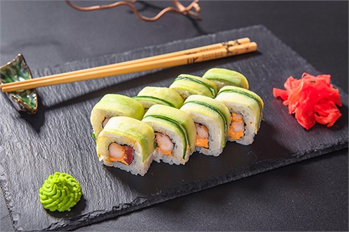 Острый ролл с креветкой 1023358