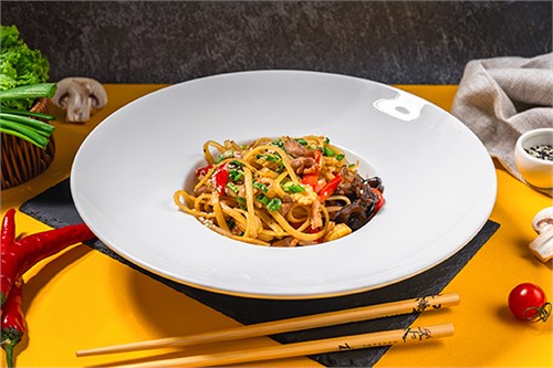 Вок с курицей в устричном соусе Доставка  1093774