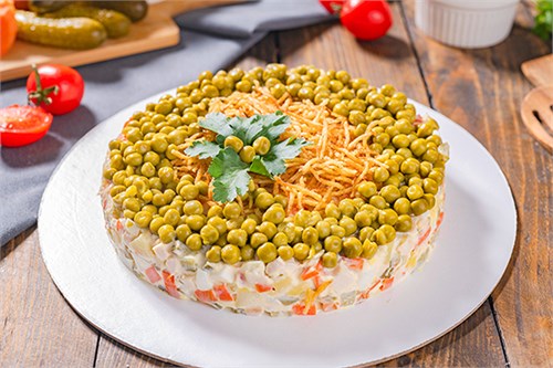 Оливье с курицей  1095202