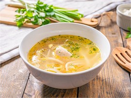 {{photo.Alt || photo.Description || 'Суп куриный с домашней лапшой Доставка'}}