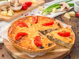 {{photo.Alt || photo.Description || 'Киш с куриным филе и шампиньонами Доставка'}}