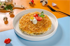 {{photo.Alt || photo.Description || 'Салат с копчёной курицей и картофелем пай Доставка'}}
