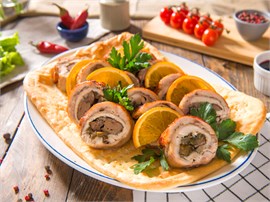 {{photo.Alt || photo.Description || 'Рулет из курицы с печенью и грушей Доставка '}}