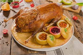 {{photo.Alt || photo.Description || 'Гусь с яблоками Доставка '}}