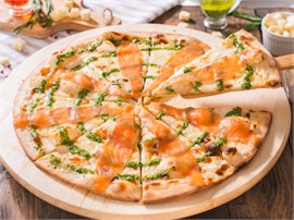 {{photo.Alt || photo.Description || 'Пицца с сёмгой-фреш и сливочным сыром'}}