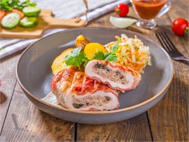 {{photo.Alt || photo.Description || 'Рулет из курицы в беконе Доставка'}}