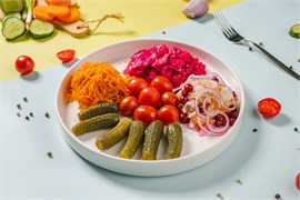 {{photo.Alt || photo.Description || 'Ассорти из солений Доставка '}}