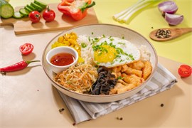 {{photo.Alt || photo.Description || 'Куриное филе с овощами в кисло-сладком соусе Доставка '}}