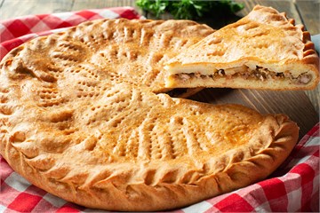 {{photo.Alt || photo.Description || 'Семейный пирог со свининой'}}