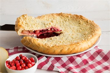 {{photo.Alt || photo.Description || 'Пирог с грушей и клюквой'}}