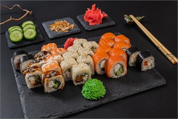 {{photo.Alt || photo.Description || 'Бонсай-сет'}}