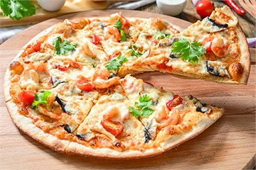 {{photo.Alt || photo.Description || 'Пицца Том ям '}}