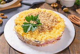 {{photo.Alt || photo.Description || 'Салат с курицей и ананасом'}}