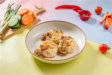 {{photo.Alt || photo.Description || 'Манты овощные'}}