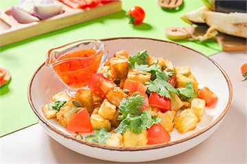 {{photo.Alt || photo.Description || 'Салат с жареными баклажанами'}}