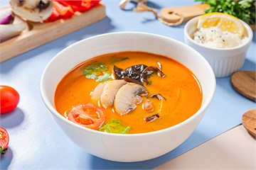 {{photo.Alt || photo.Description || 'Том ям '}}