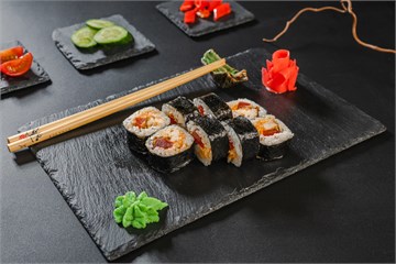 {{photo.Alt || photo.Description || 'Спайси ролл'}}