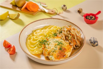 {{photo.Alt || photo.Description || 'Куриное филе с ананасом и картофельным пюре Доставка'}}