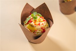 {{photo.Alt || photo.Description || 'Капкейки с джемом из чёрной смородины'}}
