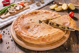 {{photo.Alt || photo.Description || 'Пирог с картофелем и грибами'}}